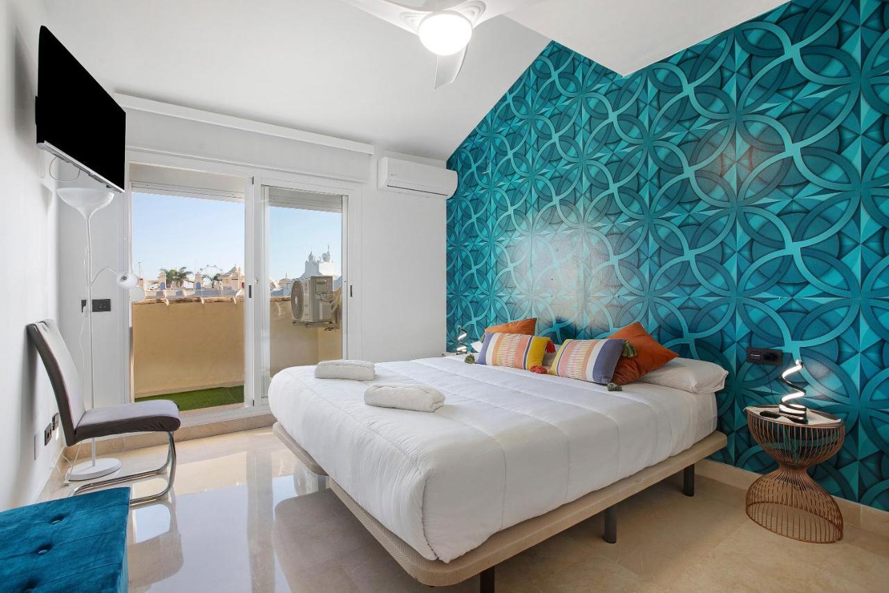 Luxury In Puerto Marina Apartment เบนัลมาเดนา ภายนอก รูปภาพ