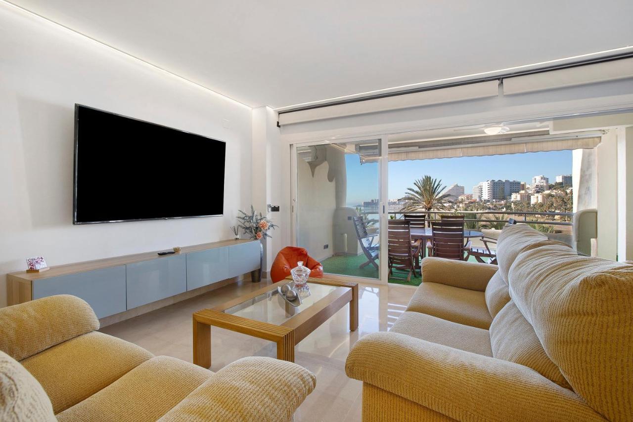 Luxury In Puerto Marina Apartment เบนัลมาเดนา ภายนอก รูปภาพ