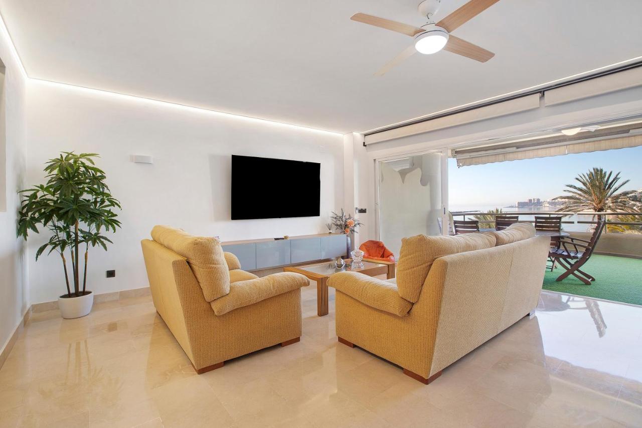 Luxury In Puerto Marina Apartment เบนัลมาเดนา ภายนอก รูปภาพ